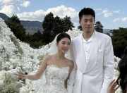 爱游戏体育官网-新疆队碾压快船，张镇麟刷新纪录