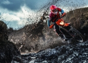 爱游戏体育官网-戈麦斯一剑封喉，皇家社会主场力克马德里竞技