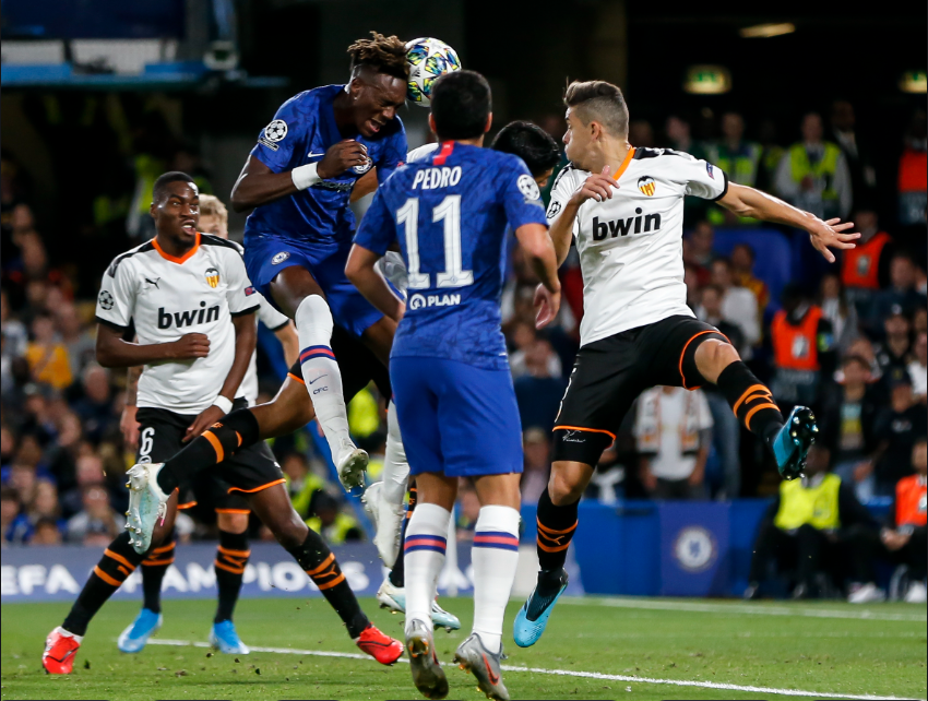 比利时碾压曼联，布鲁诺点燃赛场