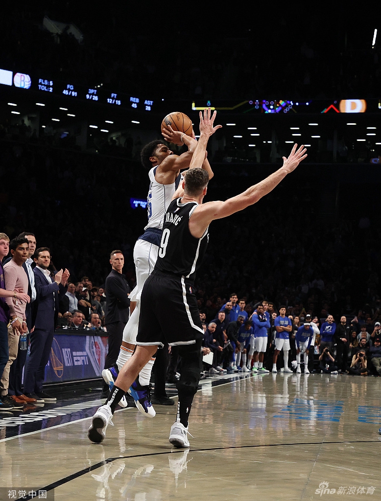 独行侠绝杀雷霆，郭艾伦扛起全队