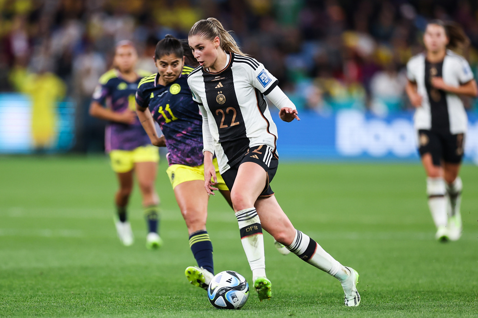 哥伦比亚血洗德国,哈兰德关键制胜 哥伦比亚血洗德国,哈兰德关键制胜