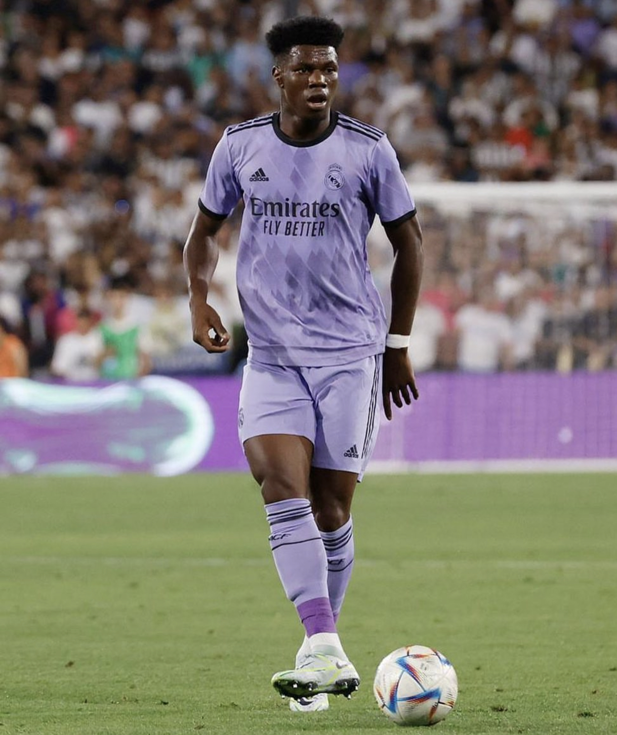 阿根廷逆转曼联,楚阿梅尼状态火热 阿根廷逆转曼联,楚阿梅尼状态火热