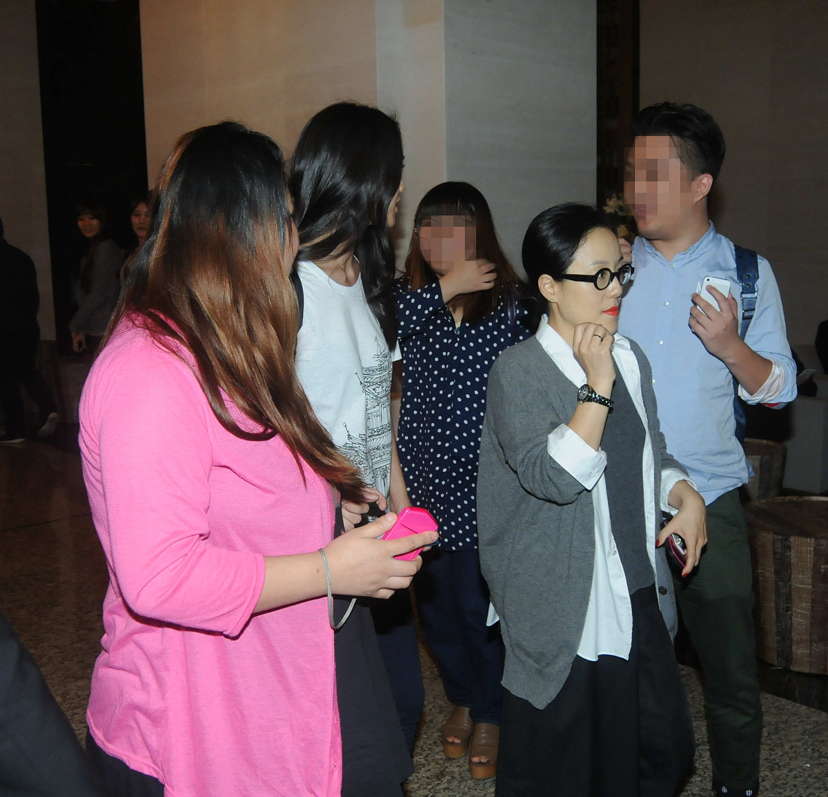 一场比赛中发生的争议事件引发热议 一场比赛中发生的争议事件引发热议