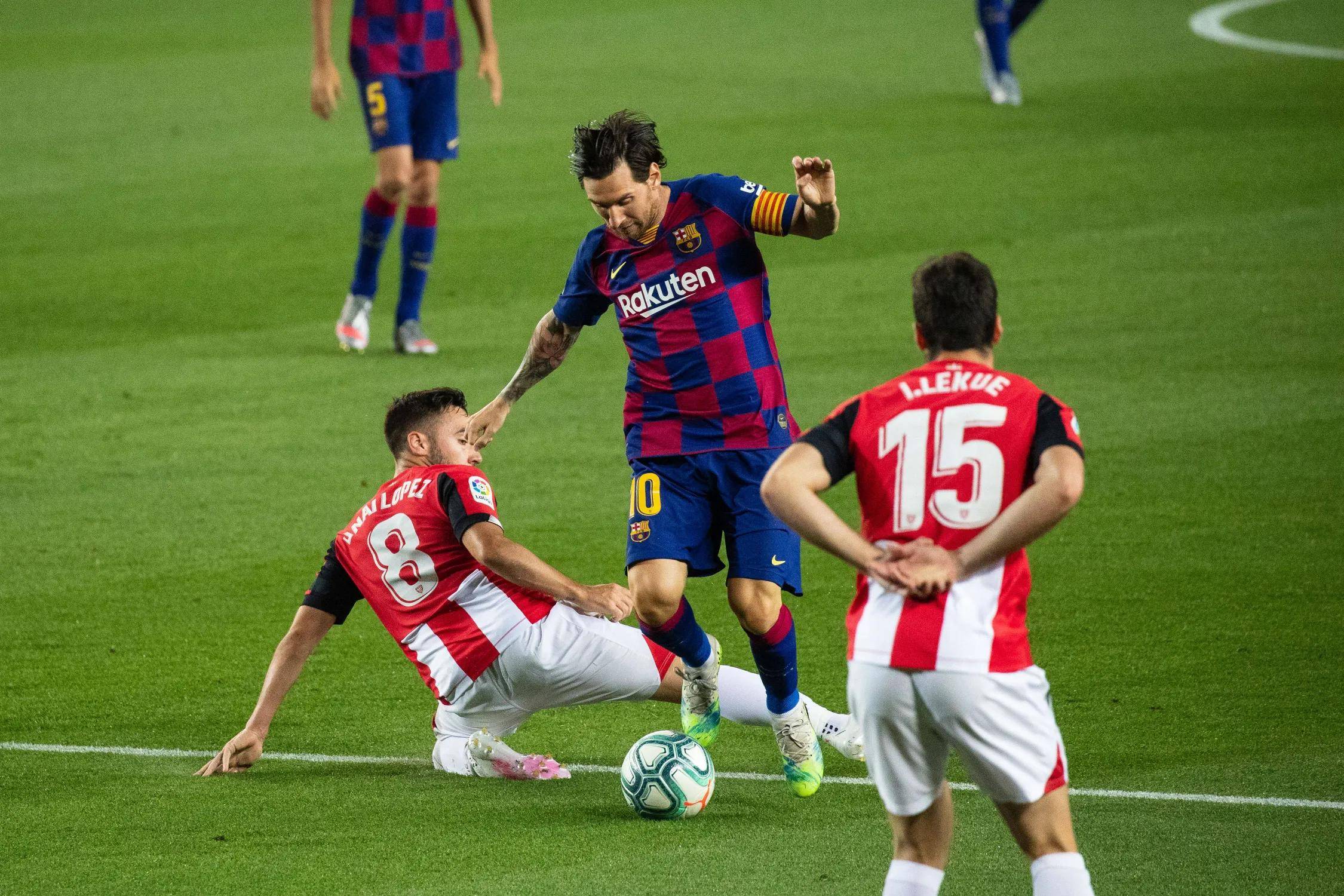 多特蒙德遭遇失利,欧冠席位或将受到威胁 多特蒙德遭遇失利,欧冠席位或将受到威胁