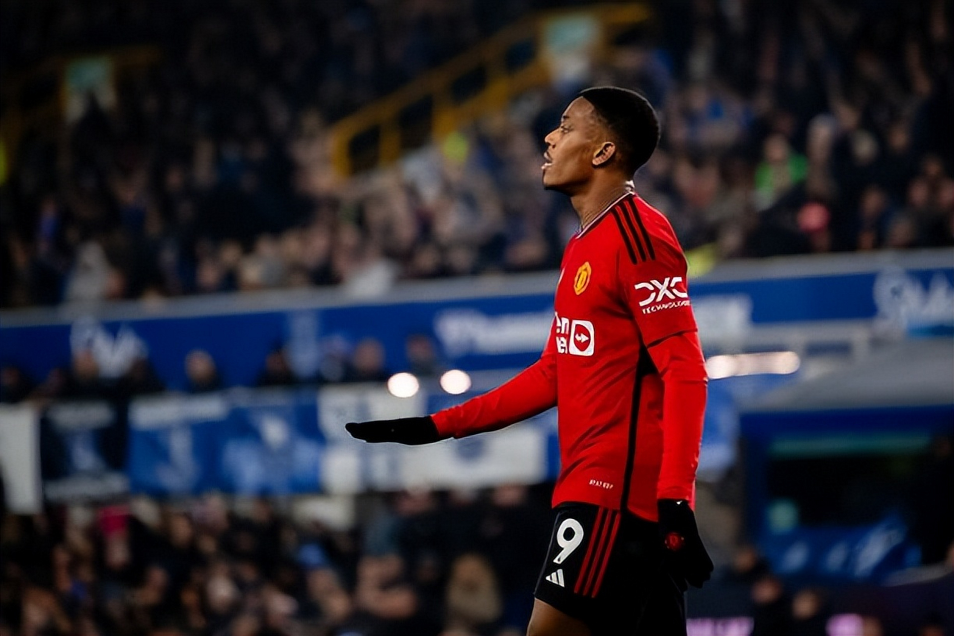 拜仁绝地反击英格兰,马夏尔惊艳世界 拜仁绝地反击英格兰,马夏尔惊艳世界